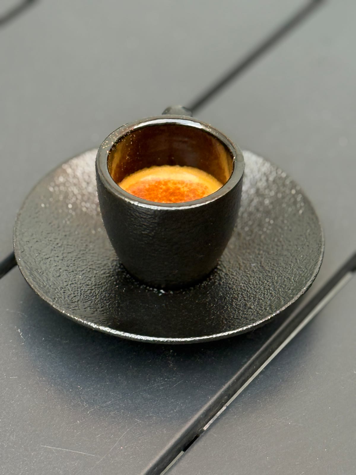 Espresso mit goldener Crema